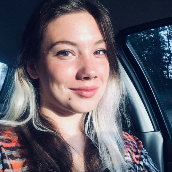 Meet your Posher, Shelly - Picture 5 of 6